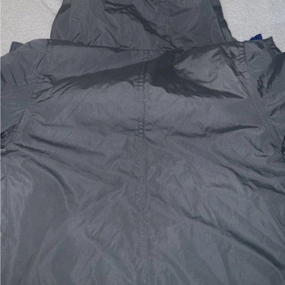 Gray winter coat - Picture 6 of 6